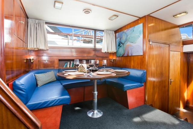 Charming Boat In Barcelona - Perfect Getaway Hotel Sant Adria de Besos Exterior foto